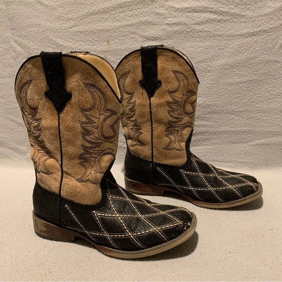 Roper Boys Western Black/Beige Cross Cut Square Toe Pull On Cowboy Boots Size 3 - Picture 3 of 9